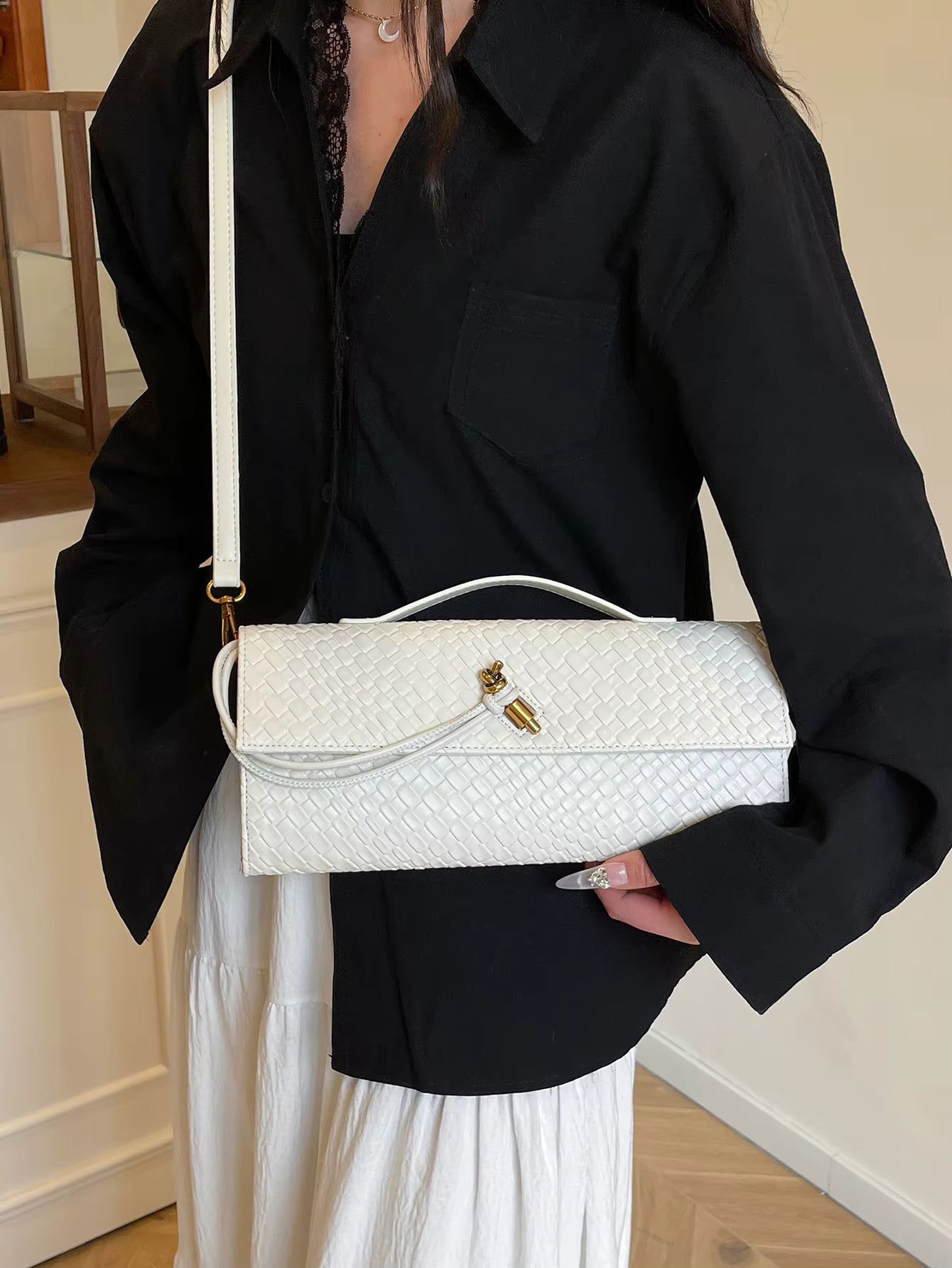 LYRÉN™ — Die White Weave Clutch